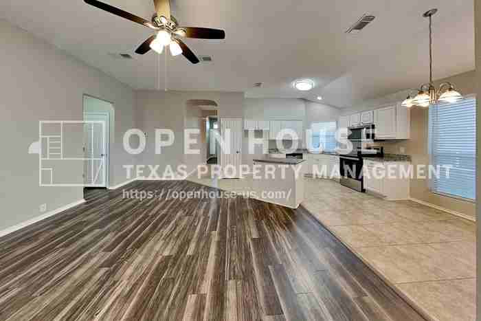 1708 Lansdale Dr - Photo 5 of 23