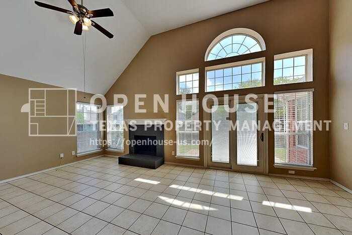 5121 Feather Crst - Photo 4 of 21