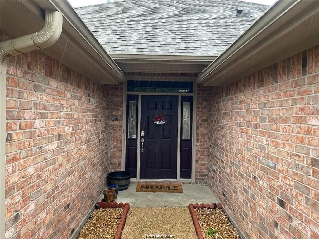 603 Clovis Ct - Photo 2 of 12