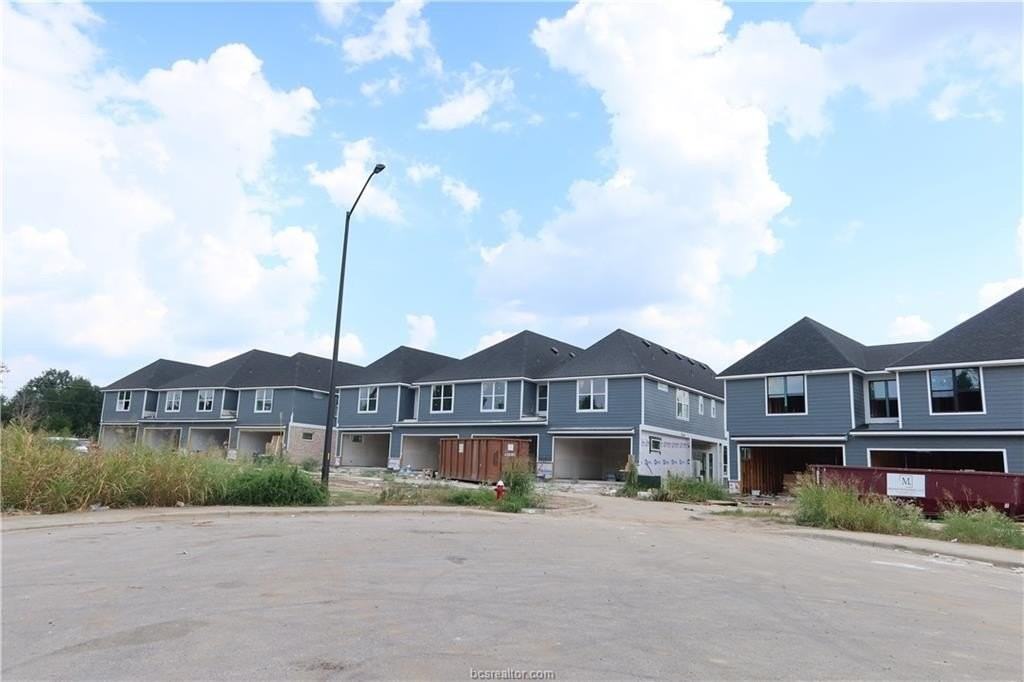 2144 Big River St - Photo 2 of 15