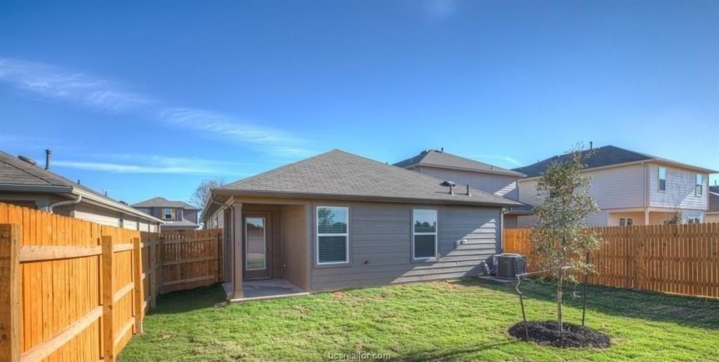 1235 Amistad Loop - Photo 7 of 7