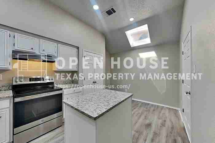 1124 Canoe Ln - Photo 7 of 20