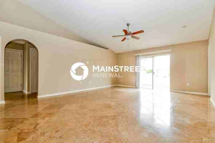 12276 Pine Bluff St - Photo 4 of 16