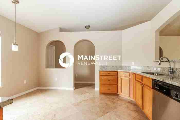 12276 Pine Bluff St - Photo 7 of 16