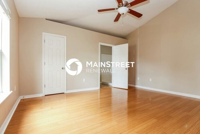 12276 Pine Bluff St - Photo 7 of 16