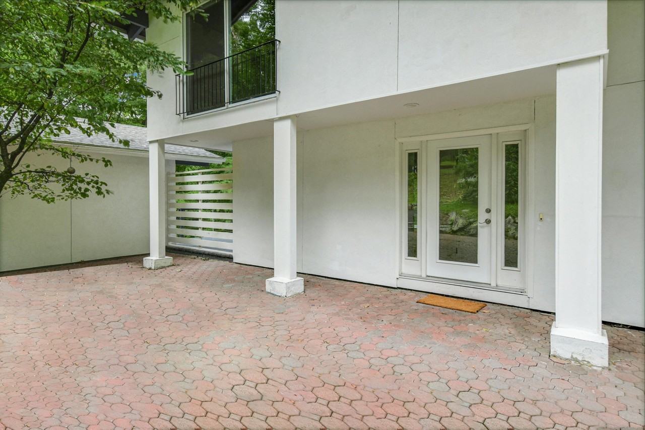 70 Birch Hill Rd - Photo 5 of 37