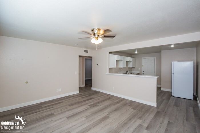 1711 Linden Ave #A - Photo 2 of 9