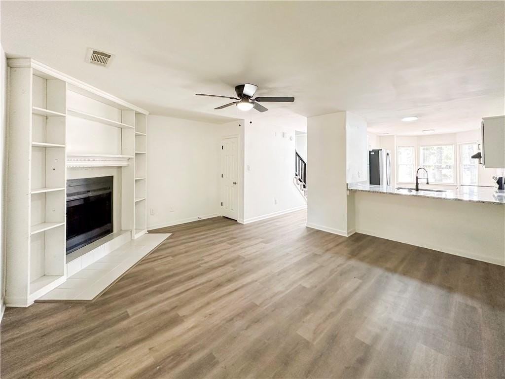 639 Hunting Creek Ln Se - Photo 4 of 12