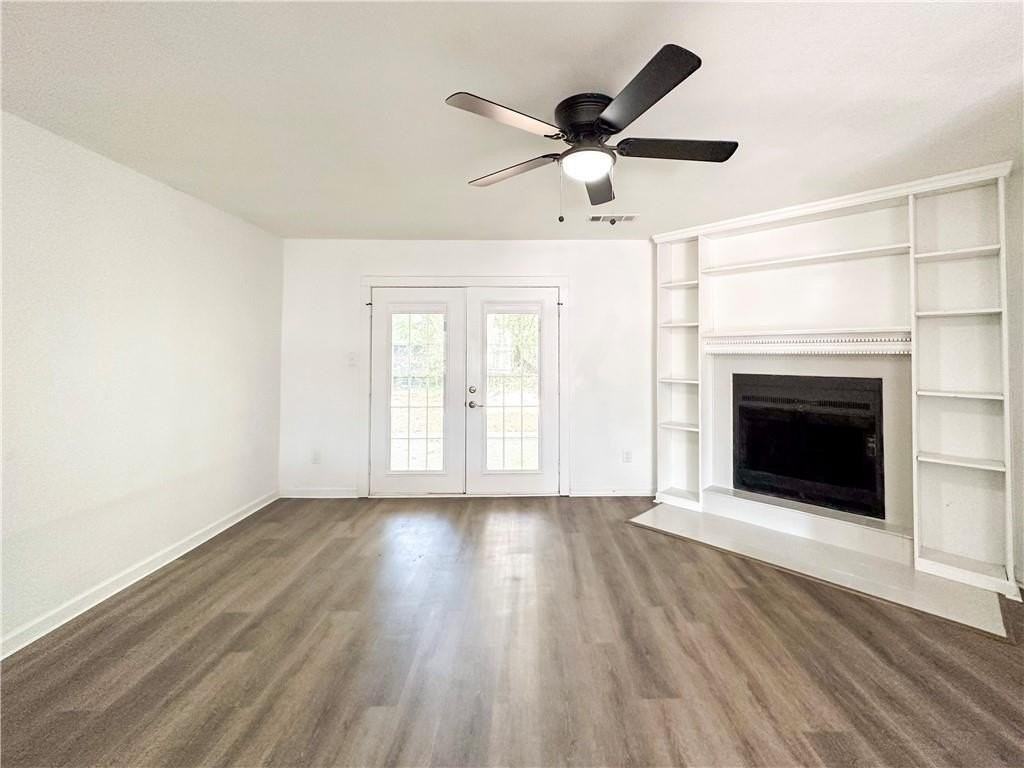 639 Hunting Creek Ln Se - Photo 5 of 12