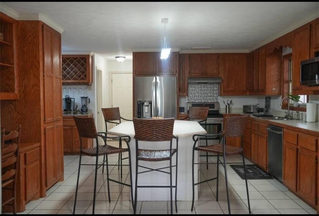 5043 Blackberry Ln - Photo 4 of 25