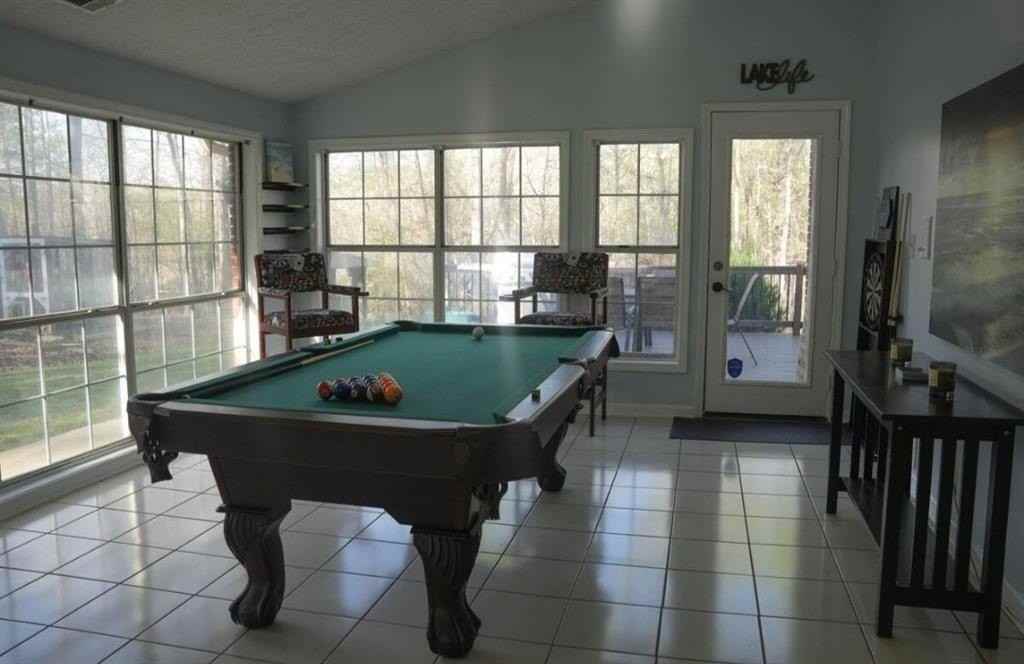 5043 Blackberry Ln - Photo 7 of 25