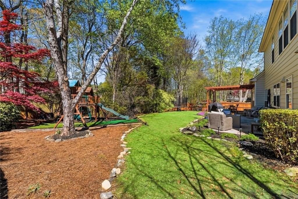 943 Bendleton Dr - Photo 7 of 34