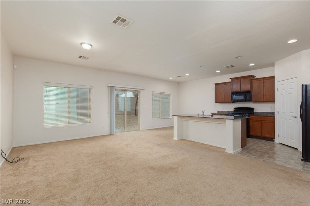 2875 Rough Green St - Photo 7 of 33