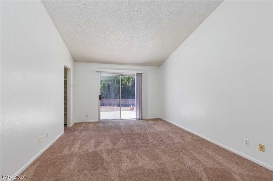 121 Hanover Dr #NA - Photo 7 of 39