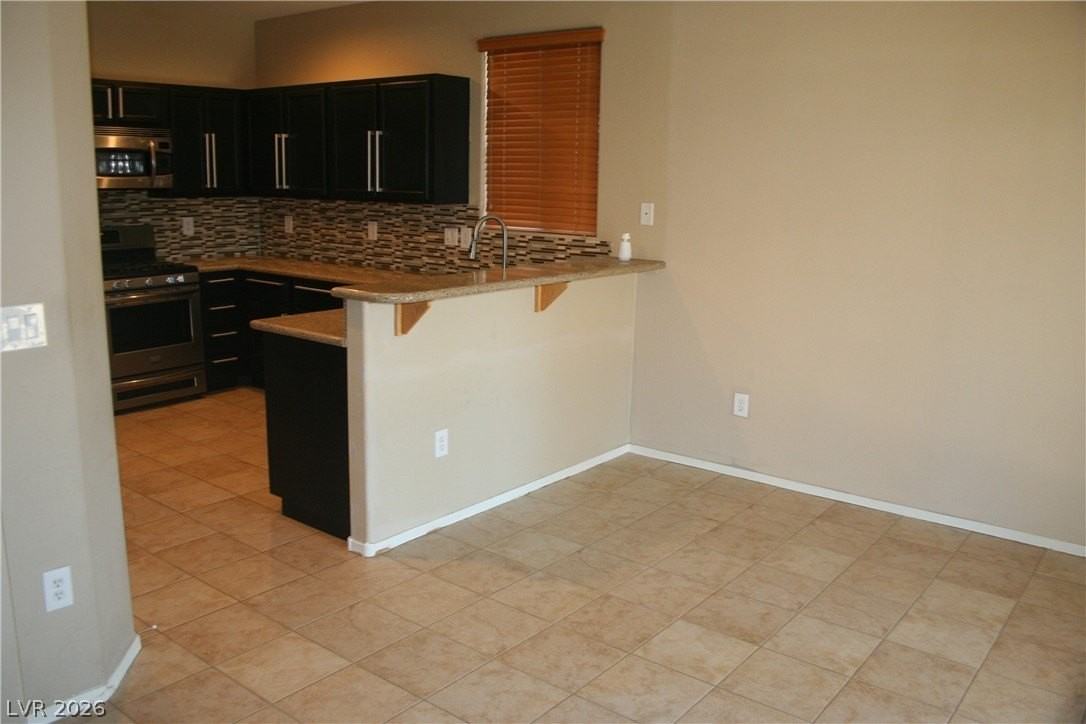 7115 Quarterhorse Ln - Photo 4 of 23