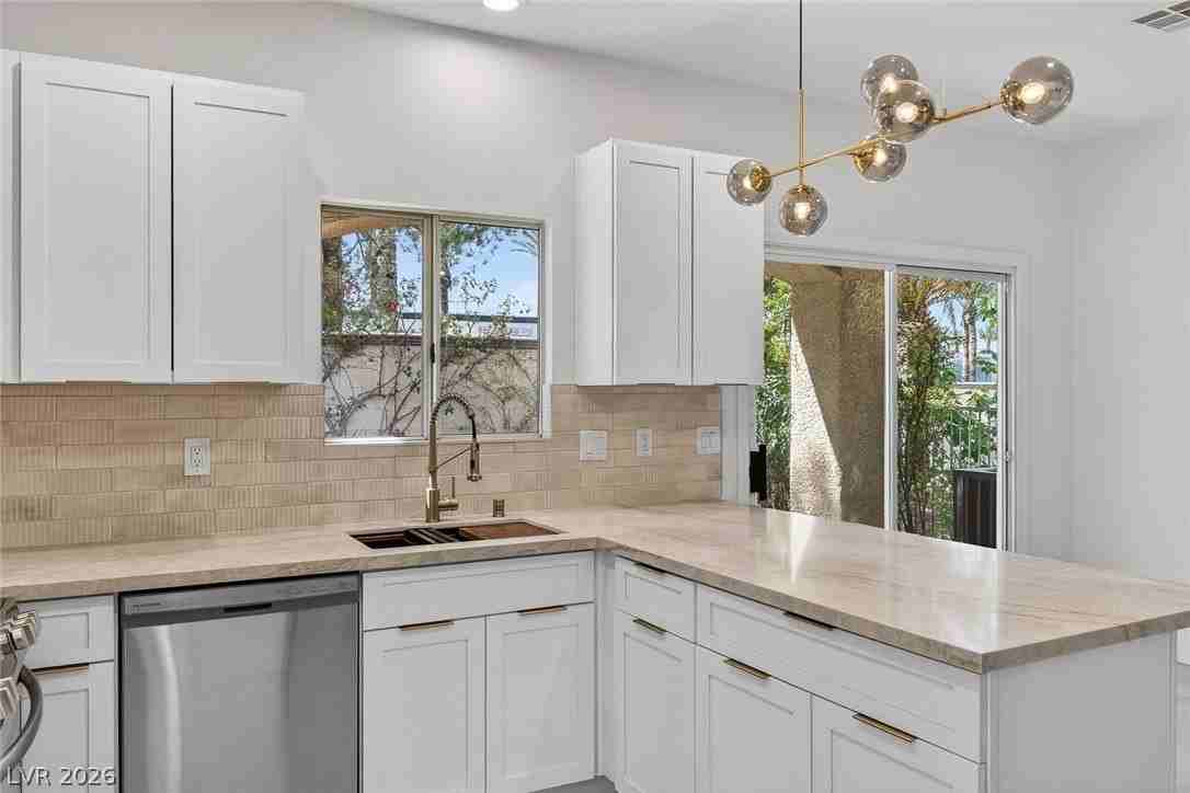 1773 Lily Pond Cir - Photo 7 of 28