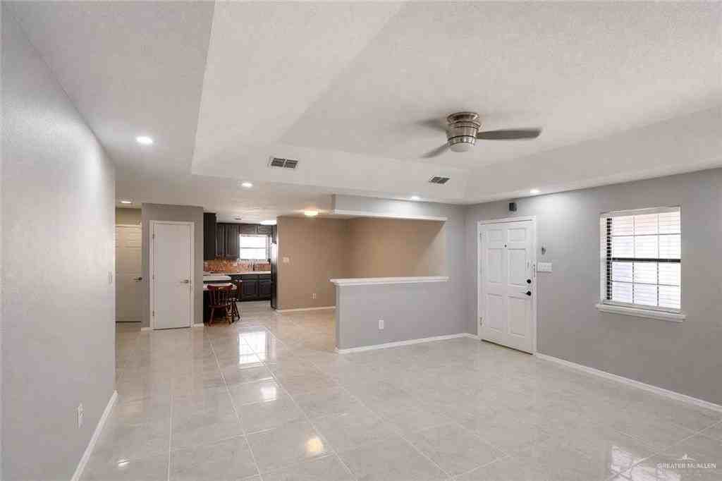 2401 S Jackson Rd #16 - Photo 2 of 18