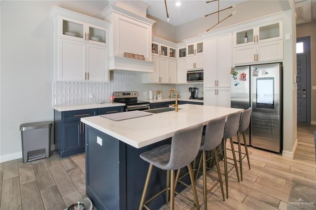 4005 Water Lily Ave - Photo 4 of 24