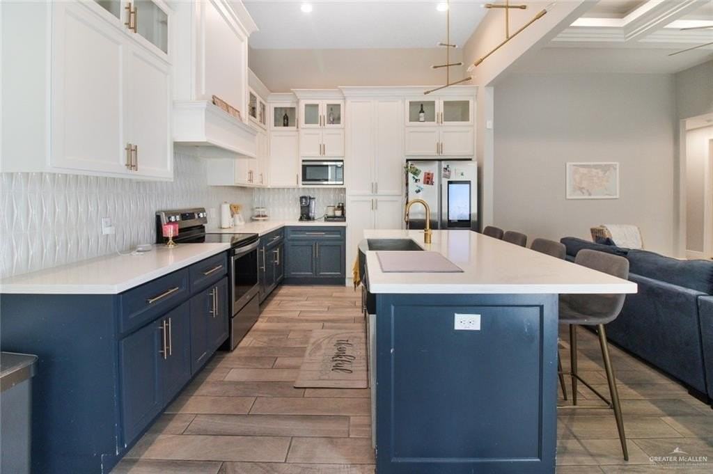 4005 Water Lily Ave - Photo 5 of 24