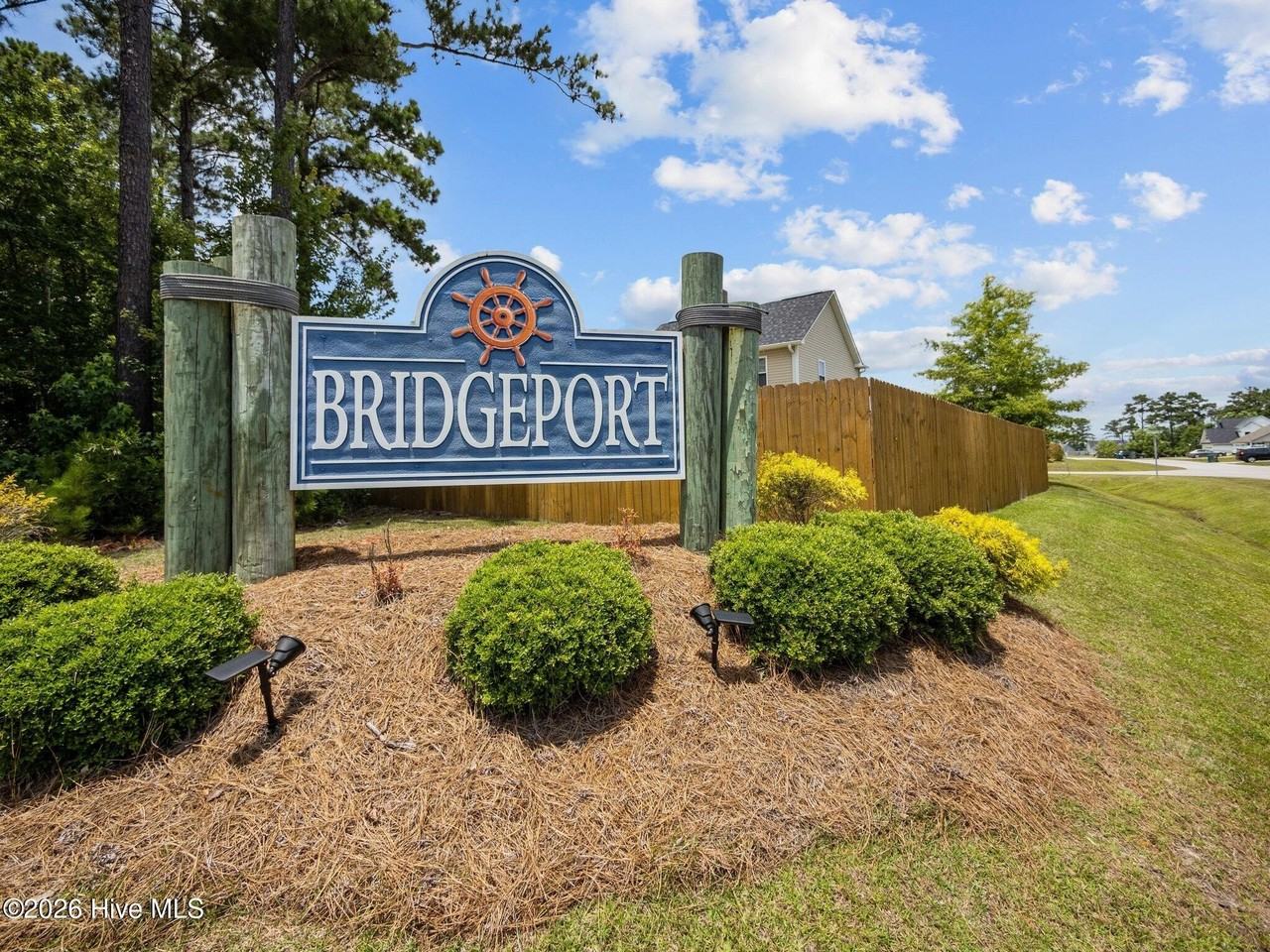 251 Breakwater Dr - Photo 3 of 43