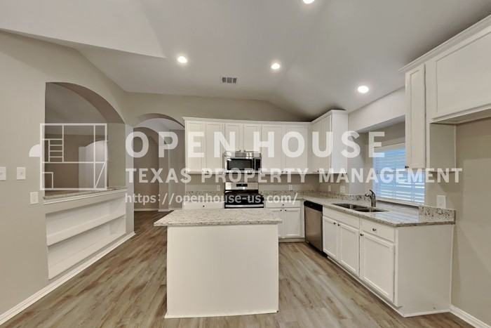 2601 Crestwood Dr - Photo 7 of 24