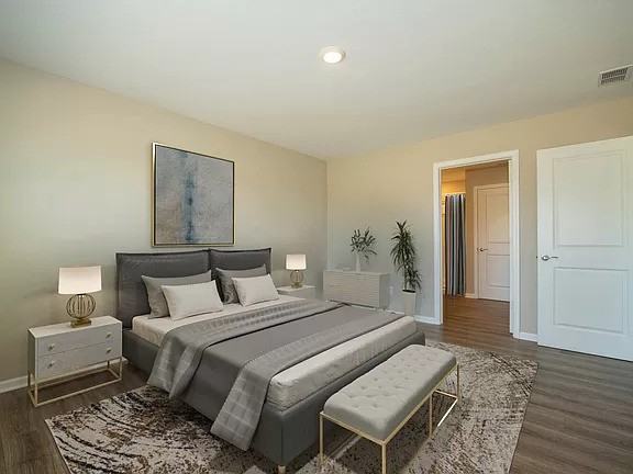 824 Lotus Dr - Photo 2 of 18