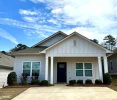 featured image of 2021 Weaver Way