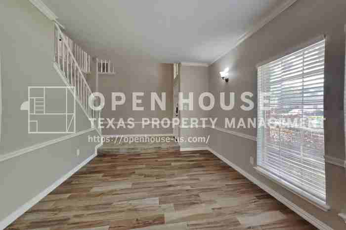 14118 Barkerview Ct - Photo 5 of 25