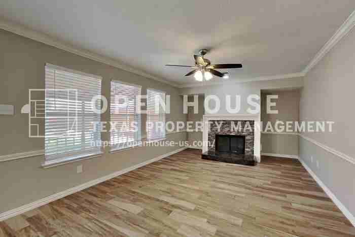 14118 Barkerview Ct - Photo 6 of 25