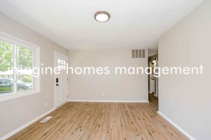 6755 Bursal Ct - Photo 4 of 17