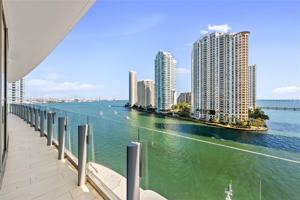 featured image of 300 Biscayne Boulevard Way #901E