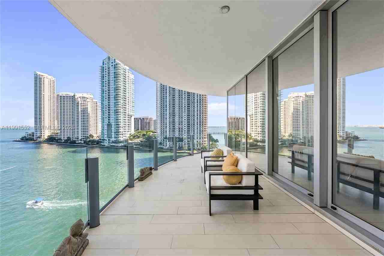 300 Biscayne Boulevard Way #901E - Photo 2 of 50