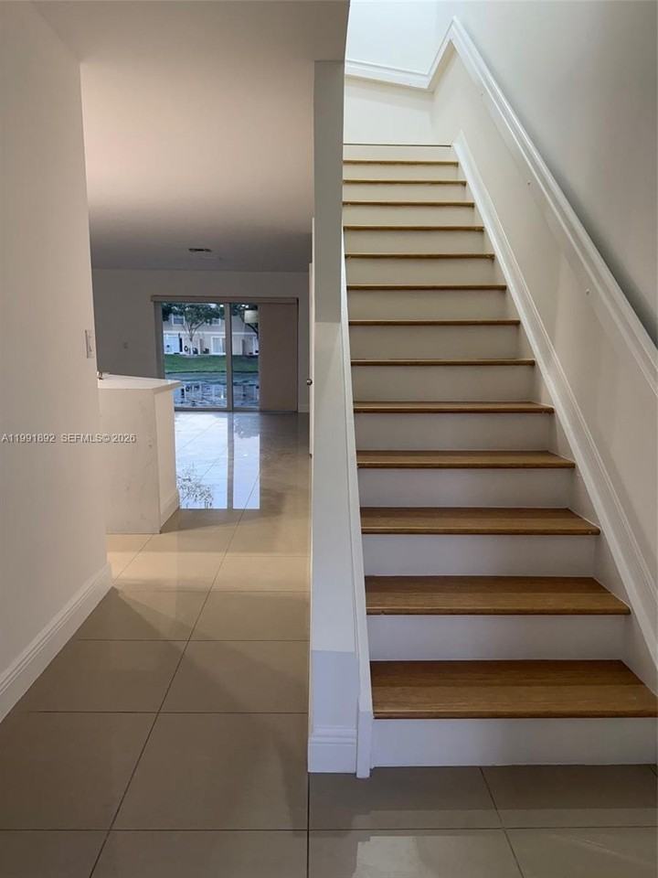 8530 W Southgate Shores Cir #1 - Photo 6 of 15