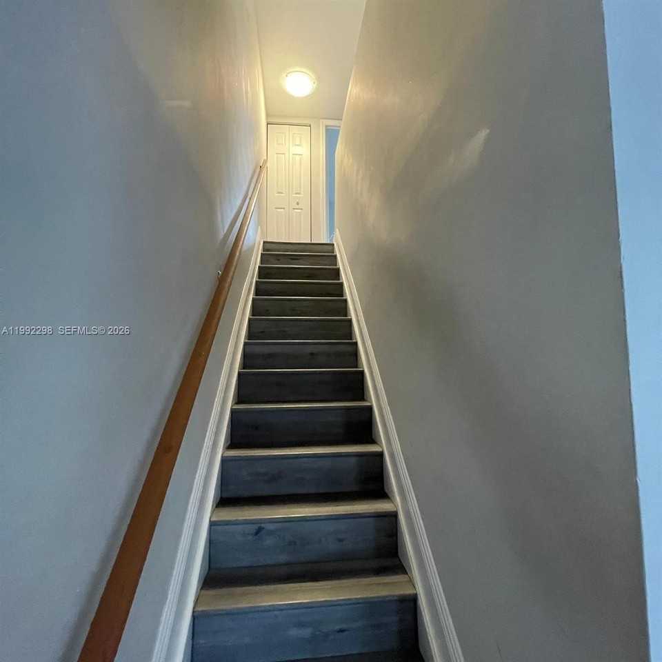 301 Palm Cir E #301 - Photo 2 of 13