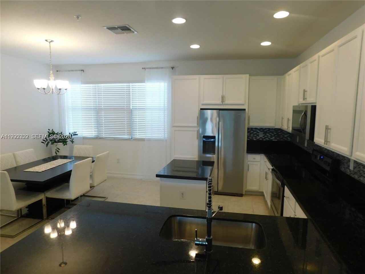 11317 Sw 15th St #11317 - Photo 6 of 16