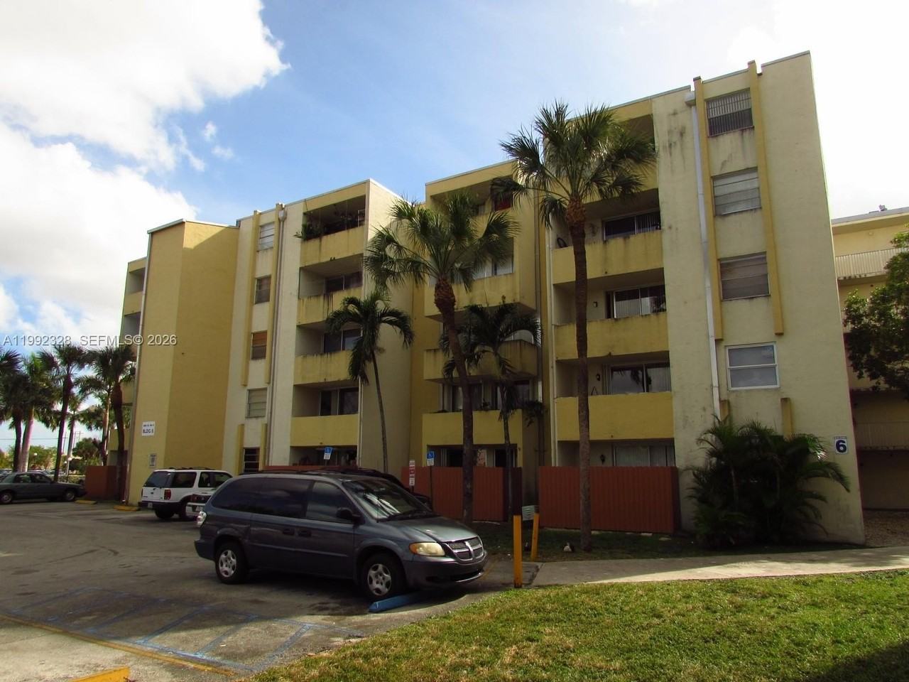 10090 Nw 80th Ct #1560 - Photo 2 of 31