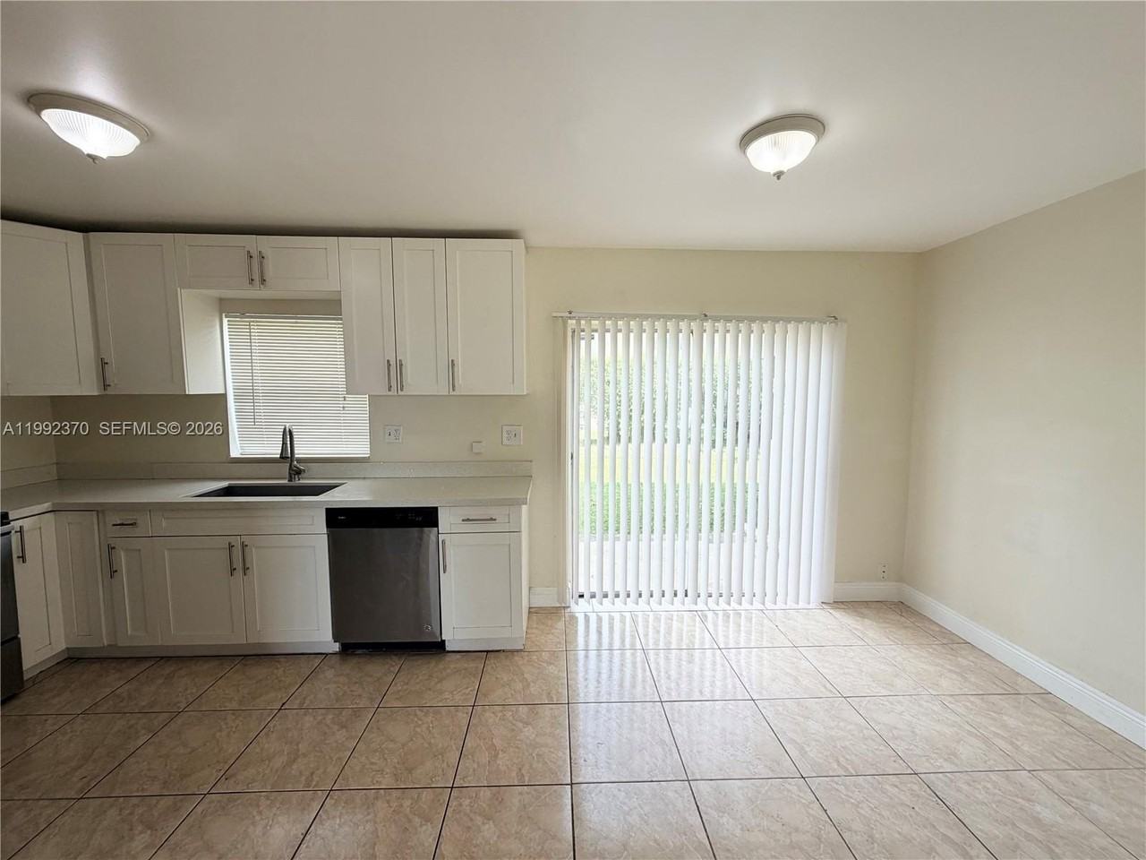 7505 Kimberly Blvd #125 - Photo 3 of 12
