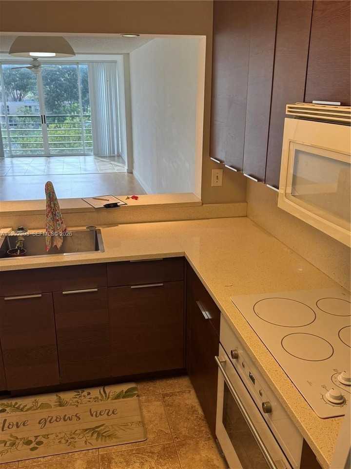 1811 Sabal Palm Dr #403 - Photo 3 of 21