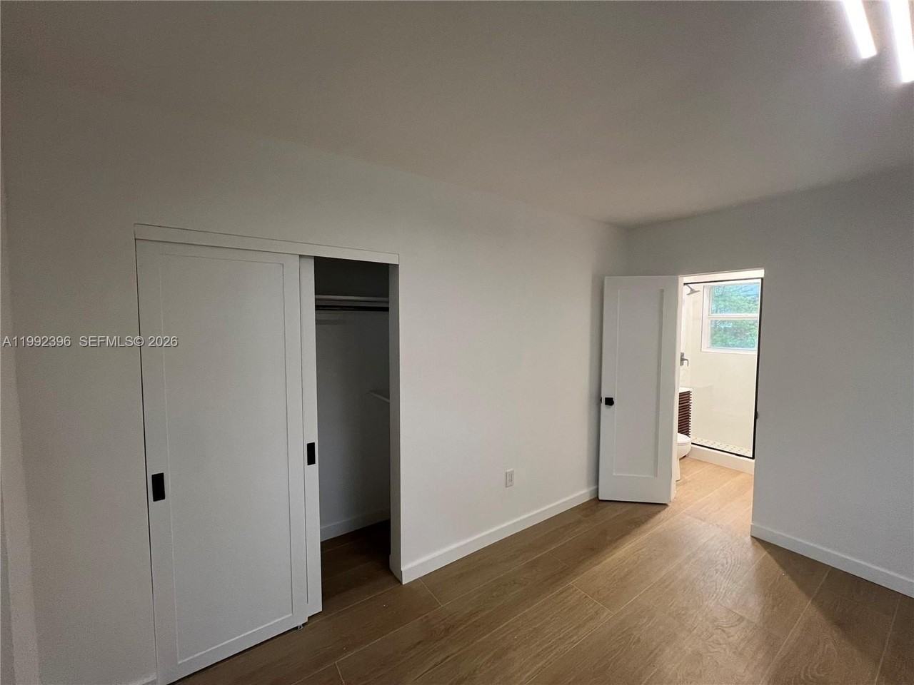 7035 Ne 4th Ct #4 - Photo 5 of 6