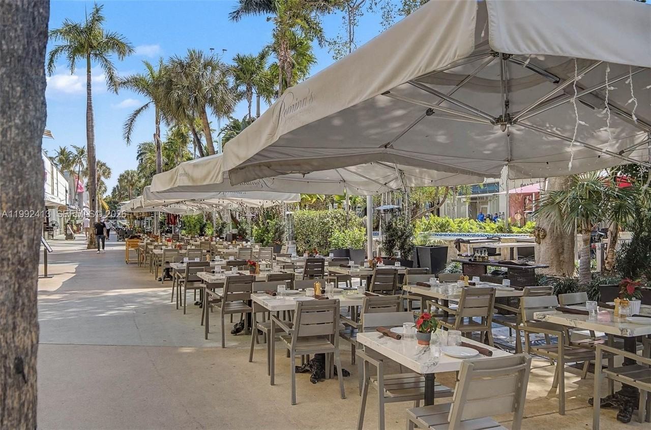 1685 Jefferson Ave #17 - Photo 7 of 14