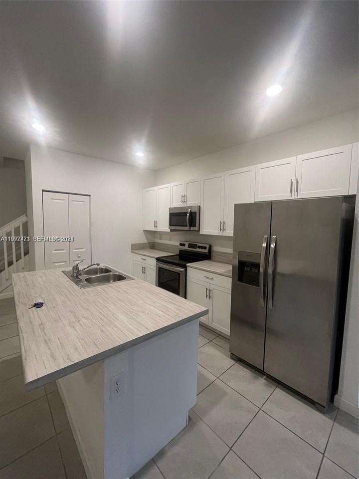 25282 Sw 107th Ct #25282 - Photo 5 of 22