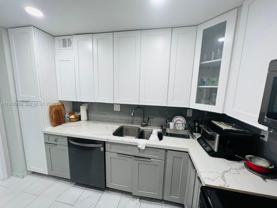 400 Kings Point Dr #1504 - Photo 1 of 1