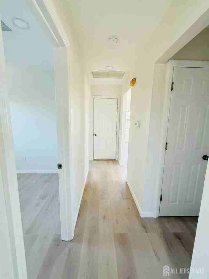 54 Bergen St #2 - Photo 2 of 12