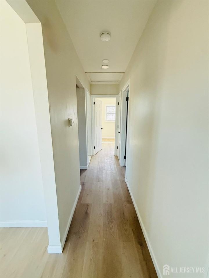 54 Bergen St #2 - Photo 6 of 12