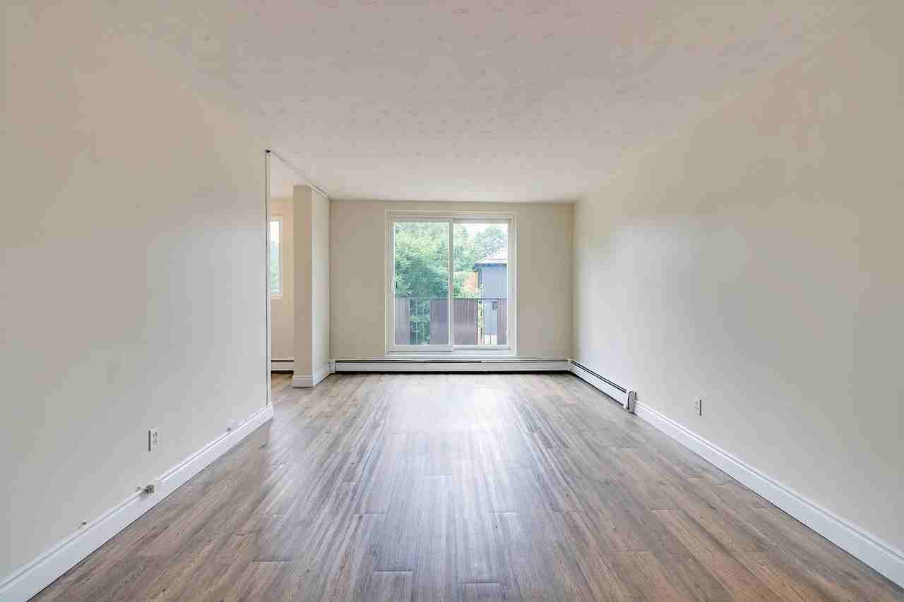 Sydenham Manor Apartments - Photo 6 of 18