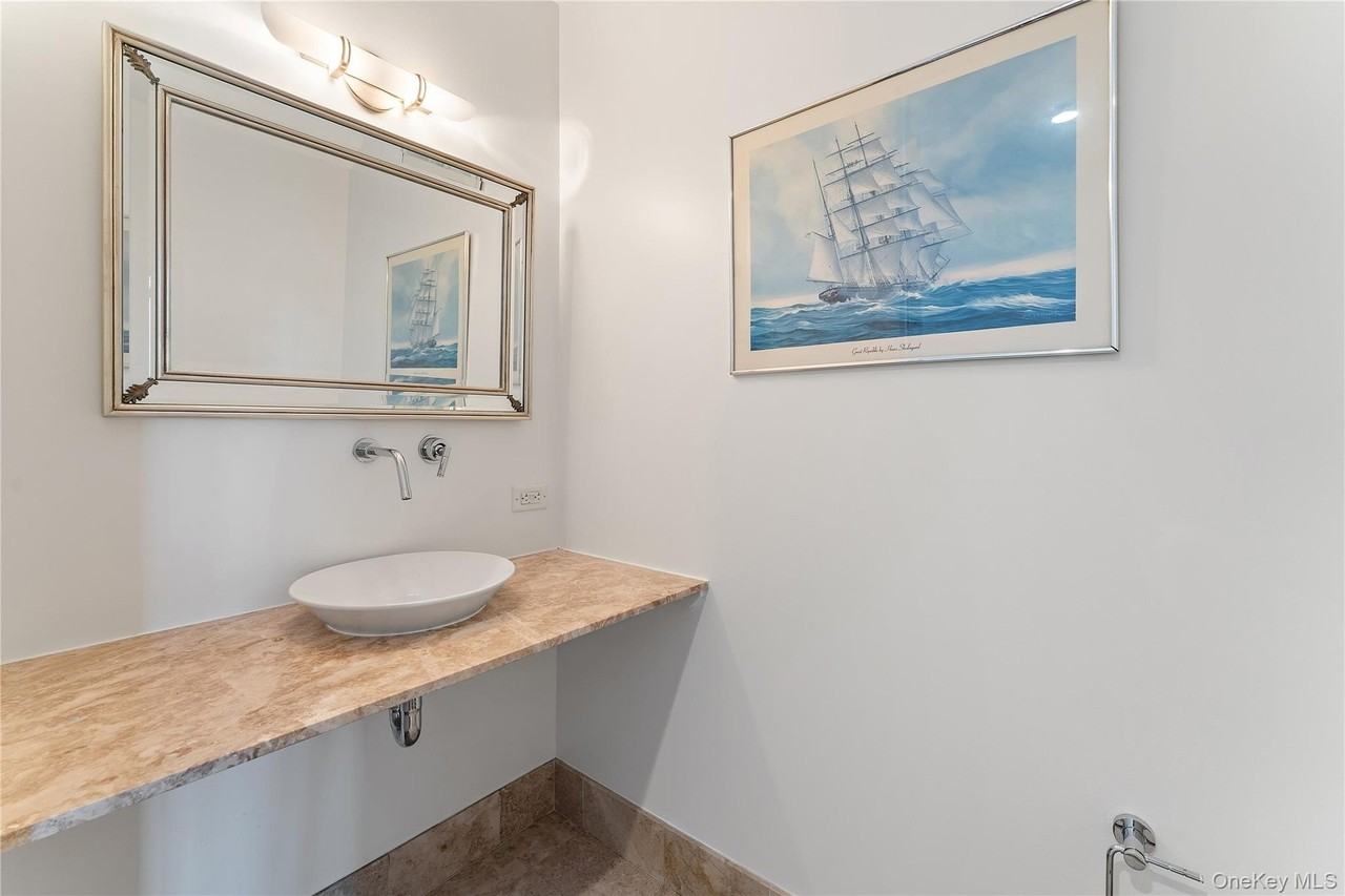 175 Huguenot St Unit 1702 - Photo 3 of 20