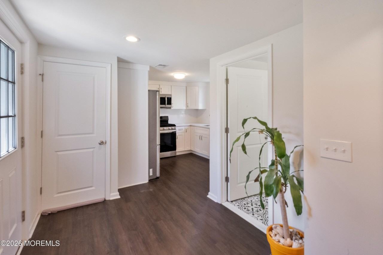 26 Toms River Rd - Photo 7 of 46