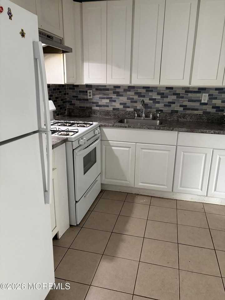 81 Schooner Ave - Photo 2 of 4