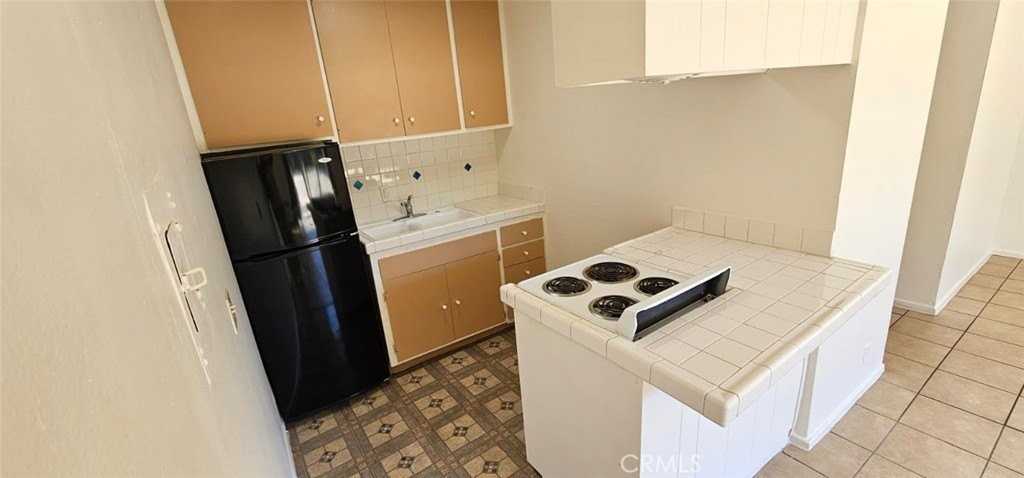 206 N Park View St #104 - Photo 2 of 21