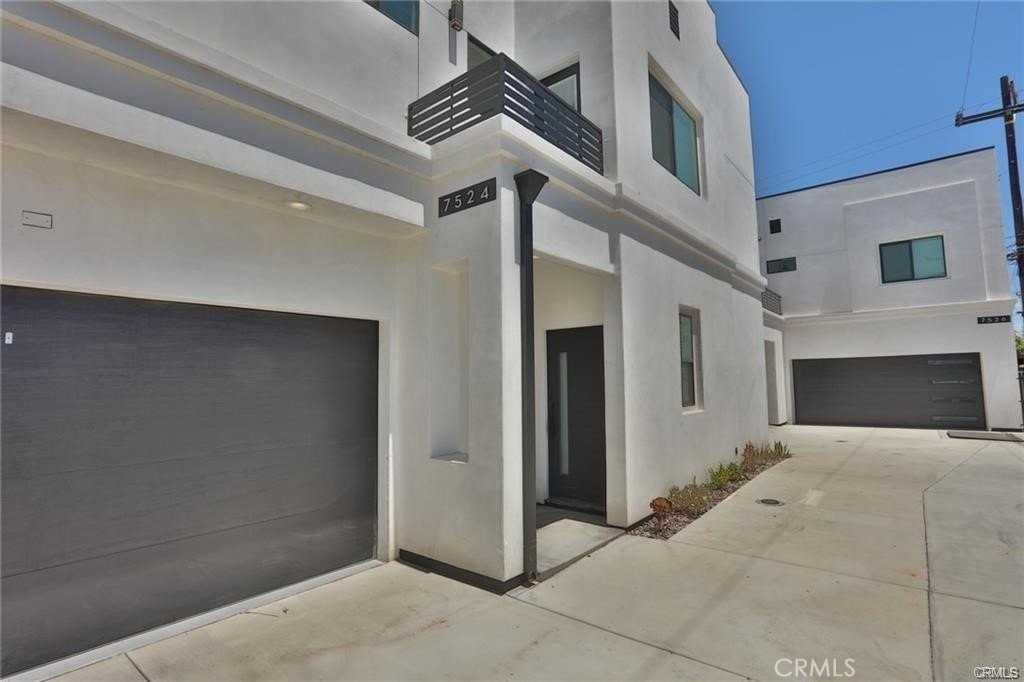 7524 Purdy Ave - Photo 2 of 23